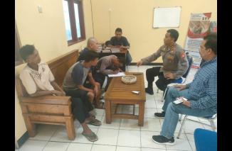 Polres Purwakarta Lakukan Pembinaan Terhadap Dejumlah Tukang Parkir Liar Atau Pak Ogah