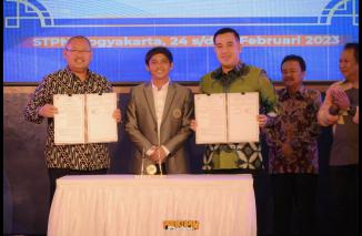 Foto Peningkatan SDM, Pemkab Pesawaran MoU Dengan STPN Yogyakarta