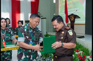 Pangdam Pattimura Buka Rapim Kodam XVI/ Pattimura TA 2023