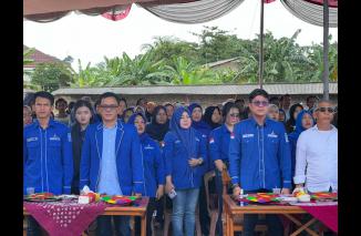 Foto Andika Kangen Band Kukuhkan Ranting Partai Demokrat Kec.Penengahan.