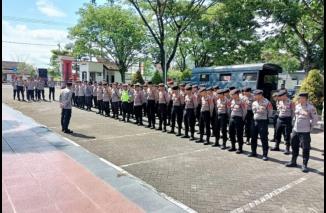 Polres Blitar Terjunkan 70 Personel Gabungan Guna Pengamanan Unras GPI di Kantor Pemkab Blitar