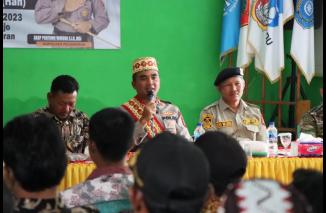 Kapolres Pesawaran Laksanakan Jumat Curhat dan Senam Bersama Lansia Di Desa Karang Rejo Kec. Negeri Katon