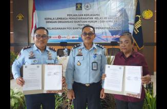 Beri Layanan Terbaik Bagi Warga Binaan, Lapas Singaraja Tandatangani PKS Dengan OBH KPPA Bali