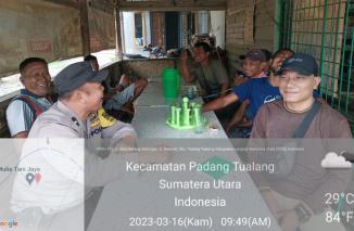 Bhabinkamtibmas Polsek Padang Tualang Aipda Marianto Sambangi Warga Binaan Berikan Pesan Kamtibmas