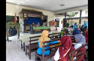 Kampung Cerdik Sebagai Wadah Tiga Pilar Desa Dalam Meningkatkan Pola Hidup Sehat Dan Cerdas