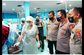 Kapolri Jenguk Korban Kebakaran Depo Plumpang