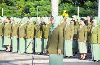 Peringati HUT Ke-77, Persit KCK XVI/Pattimura  Ziarah ke TMP Kapahaha 