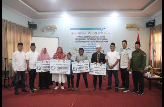 YBM UP2B Sumbagteng Gandeng DD Singgalang Bagikan Ratusan Paket Kebaikan Ramadan di Lubuk Alung