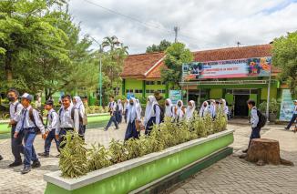 Foto Maraknya Dugaan Pungli Di Sekolahan, Ketua LPKP2HI Tulungagung Mengecam Keras Dan Akan Menindak Lanjuti Ke Jalur Hukum