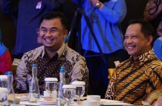 HUT ke-23 Apkasi Berlangsung Meriah, Mendagri Ajak Para Bupati Bangkitkan Sektor Swasta dan UMKM
