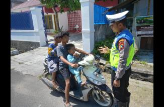 Satlantas Polres Bangka Barat Patroli Siang Hari di Daerah Rawan Laka Lantas