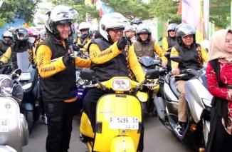 Bupati Sukabumi Gunakan Vespa Jadoel, Touring Jilid 2 Tempuh 280 Km dan Diikuti Ribuan Peserta