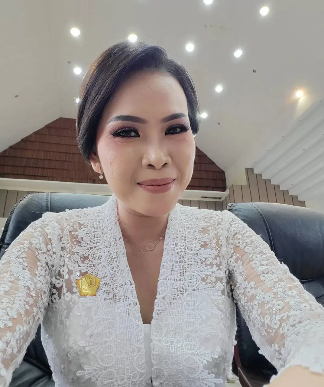 Rilli Rompas Klarifikasi Natalia Rilli Rompas Anggota DPRD Minahasa Diduga Pelesiran ...