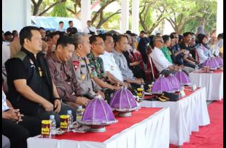 Foto Dandim 1425 Jeneponto Hadiri Pembukaan Simulasi TPS Pemungutan dan Penghitungan Suara Pemilu Tahun 2024