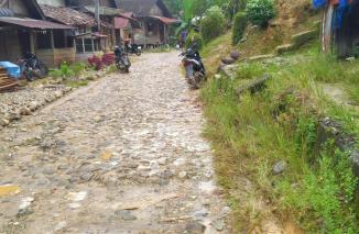 Foto Pemerintah Diminta Peka Menerima Aduan Masyarakat, Jalan Kelurahan Tapus Menuju Dusun Simaung Butuh Perbaikan