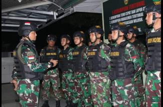 Foto Dandim 0413/Bangka Pimpin Pasukan Reaksi Cepat Bermotor, Kodim Bubarkan Balapan Liar yang Resahkan