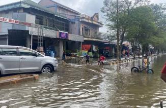 Foto 952 KK Terdampak, BPBD Samarinda Buka Posko Bantuan