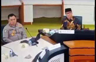 Foto Wartawan Profesi Kami, Kenapa Kau Hina Kami Bapak Mentri Desa