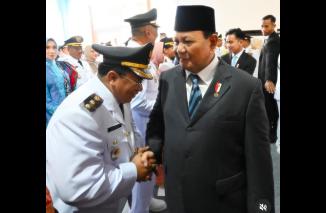 Foto Sujiwo Refusalkan Kendaraan Dinas dari Prabowo, Dana Rp 2 M Digunakan untuk Memperbaiki Jalan