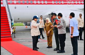Di Gresik, Prabowo Luncurkan Smelter Emas Freeport