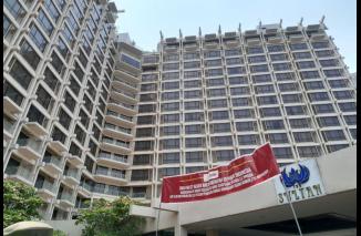 Foto Nusron Wahid Beri Ultimatum ke Pontjo Sutowo: Kosongkan Hotel Sultan Sekarang!