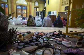 Foto Waktu Mulai Tarhim Sahur di Bulan Ramadhan: Teks Arab-Latinengkap