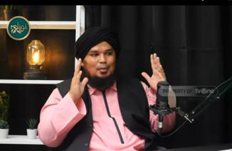 Foto Ustaz Derry Sulaiman Ungkap Rahasia Perjalanan Iman Bobon Sebelum Memeluk Islam