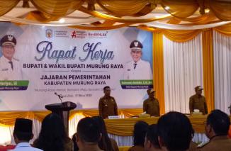 Foto Bupati dan Wakil Bupati Murung Raya Rapat Keputusan Kerja Periode 2025 s/d 2030