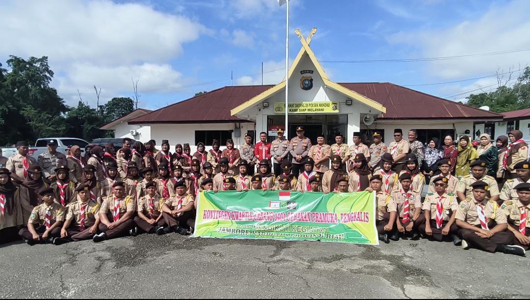 Polres Bengkalis Lepas Kontingen Pramuka Kwarcab Bengkalis Menuju Jambore Karhutla Riau 2025