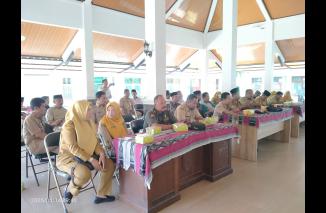 Rakor Forkopimcam Sosialisasi Pembentukan Koprasi Desa Merah Putih dan Halal Bihalal Petinggi & BPD se - Kecamatan Batealit