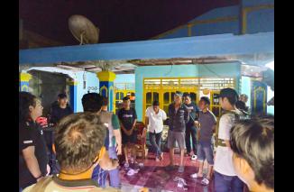 Foto Tegas, Kapolres Bitung Turun Langsung membubarkan Keramaian yang Langgar Aturan