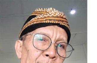 Foto Koperasi Desa Merah Putih Disinergikan dengan Rumah Adat Sebagai Pusat Ekonomi dan Budaya Desa