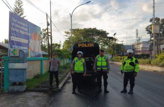 Polsek Malalayang Amankan Rangkaian Kegiatan Dies Natalis ke-24 Poltekkes Kemenkes Manado