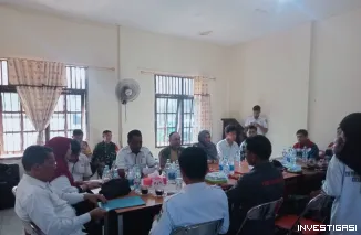 Foto Pemerita Desa Midar Gelar Musyawarah Dengan Pertamina