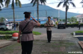 Foto Kapolres Bitung Pimpin Upacara Ziarah Rombongan ke TMP Kadoodan Bitung dalam Rangka HUT Bhayangkara ke-79
