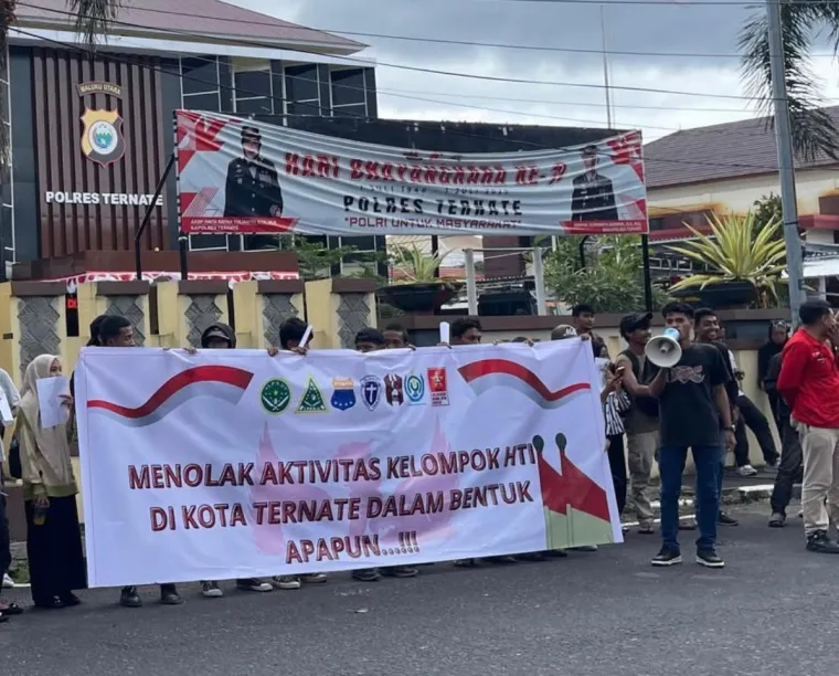 Demo Tolak Aktivitas HTI, Mahasiswa Desak Bersihkan Paham Radikal di Maluku Utara