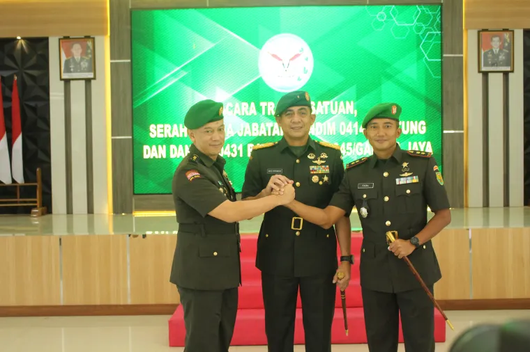 Danrem 045/Gaya Pimpin Langsung Serahterima Jabatan Lama Dan Baru Dandim 0431/Bangka Barat