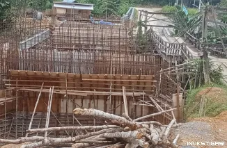 Foto Pekerjaan Jembatan di Desa Dirung Bakung Terhenti, Publik Pertanyakan Kepastian Proyek