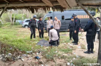 Foto Respon Cepat Laporan Warga, Polres Bangka Barat Musnahkan Proyektil Mortir Sisa Perang Dunia II di Pesisir Mentok