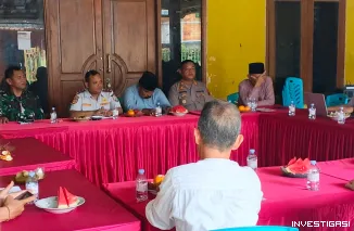 Foto Supir tambang Bandel Lewat Jalan Desa, Pemdes Sudan Rencanakan Tutup Jalan Dengan Portal