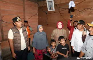 Foto Wagub Sumbar Serahkan Bantuan Bedah Rumah untuk Warga Tigo Nagari Pasaman