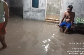 Foto 15 Rumah Terendam, Rakyat Bergerak Sendiri