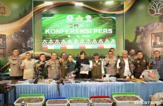 Foto Polda Riau Berhasil Bekuk 15 Tersangka Jaringan Perburuan Gajah Sumatera