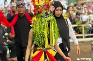 Foto Ritual mistis Seblang Olehsari kembali memikat, penari baru jadi magnet ribuan penonton