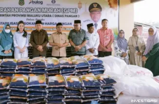Foto Wabup Halteng Dampingi Gubernur Malut dalam Gerakan Pangan Murah Safari Ramadhan
