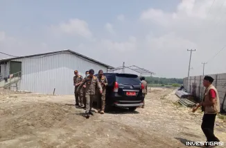 Foto Kebal Hukum Diduga Kandang Ayam Ilegal Dua Kali Di Stop Satpol PP Kabupaten Serang Banten