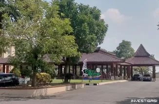 KPK Datangi Kantor Bupati Blitar, Dilarang Bawa HP
