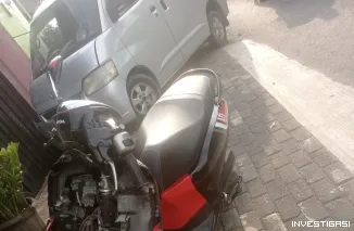 Polresta Pati Tangani Kecelakaan Grand Max Tabrak Dua Motor di Sukolilo