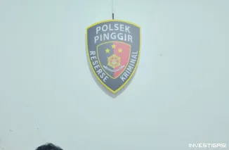 Foto Polsek Pinggir Amankan Tiga Pelaku Penyalahgunaan Sabu di Kafe Remang-Remang Suriname