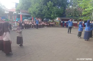 Upacara Peringatan Hari Pendidikan Nasional SD Negeri No 93 Sawakungbeba Berlangsung Khidmat Dan Meriah